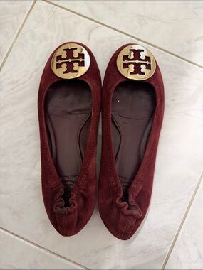 Tory Burch Burgundy Suede Logo Round-Toe Ballet Flats